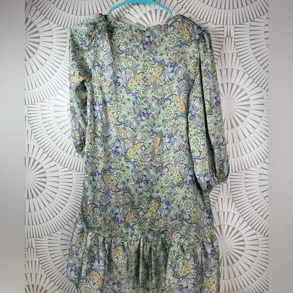 Zara NWT Womens Satin Dress V Neck Mini Size Small‎ - Picture 3 of 5